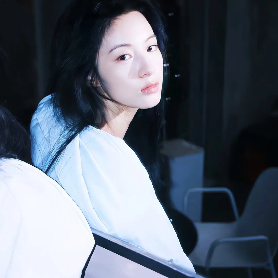 克莱尔的相机